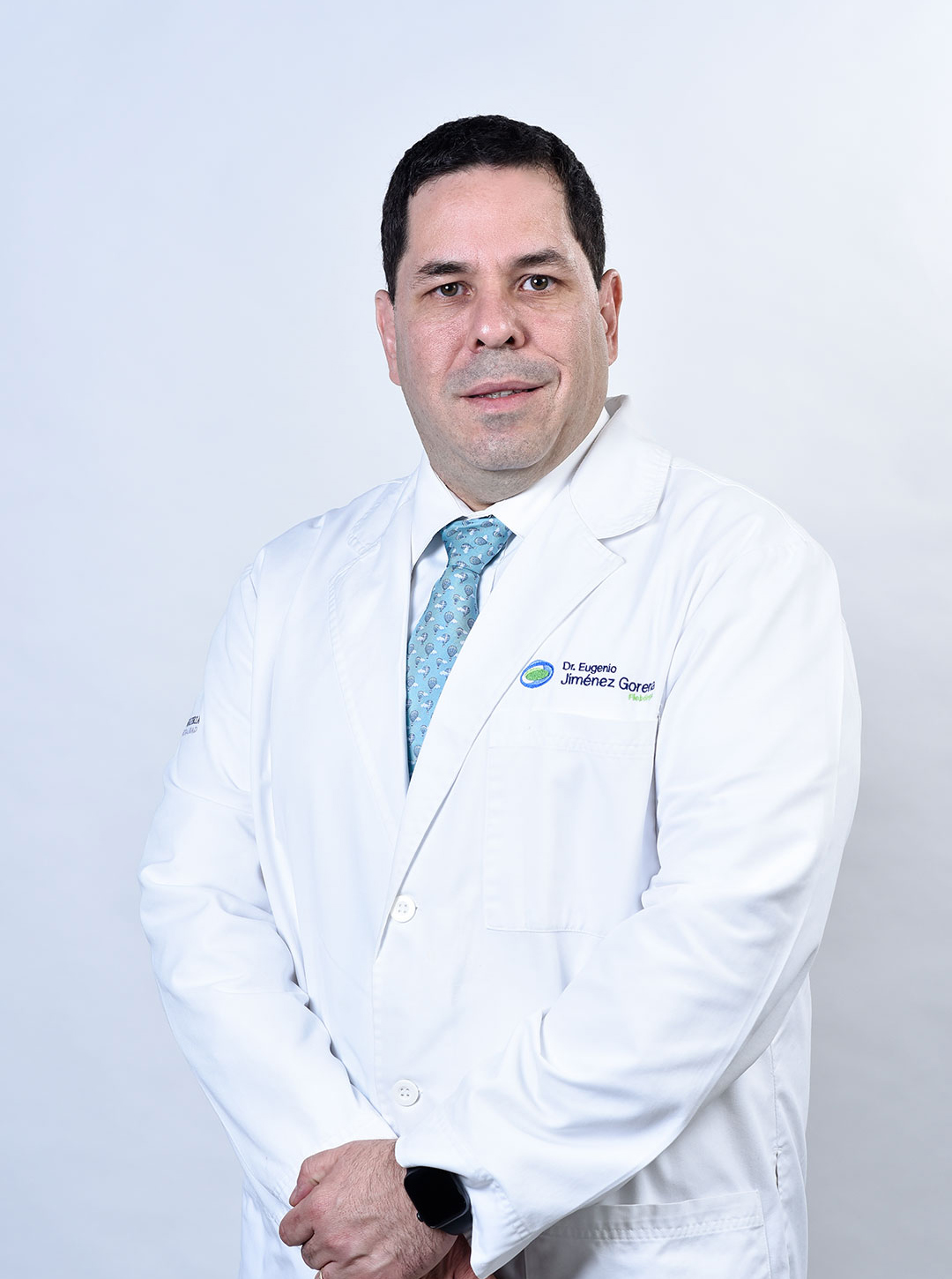 El Dr. Eugenio Jiménez Gorena en consulta